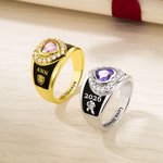 Personlig klassring med hjärta och zirkon med graverad text och symbol Graduation Gift for High School College University Graduates