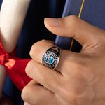 Personlig Birthstone Class Signet Sterling Silver Ring med ingraverad symbol Namn Class of 2026 Examensgåva för High School University Graduates