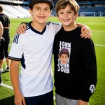 Personalised Funny Photo Baseball Football Kid Adult T-shirt Sweatshirt Hoodie with Name and Number Birthday Sports Game Day Gift for Sports Lovers