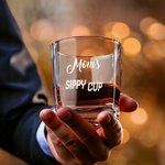Henkilökohtainen Sippy Cup Whiskey dekanteri kaiverrettu nimi eläkkeelle siirtyminen Isän päivä syntymäpäivä lahja isä baarimikot