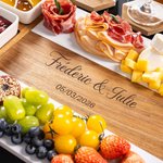 Planche à fromage ou sous-verres en marbre personnalisée avec nom et date gravés - Cadeau d'apéro dînatoire pendaison de crémaillère pour amis famille