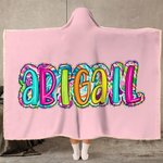 Coperta personalizzata multicolore Paisley Lettera morbida con cappuccio con nome Home Decor Compleanno Regalo di Natale per bambini Famiglia