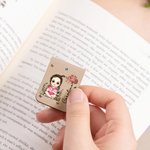 Personligt PU-läder bokmärke med magnet födelsedagsblomma tecknad figur och namn perfekt present till bokälskare