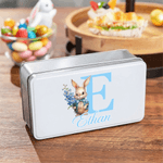 Gepersonaliseerde Geboortebloem Schattig Konijntje Paaskoekjes Blikken Doos met Naam en Voorletter Paasfeest Paascadeau voor Kinderen