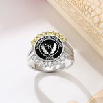 Personlig fødselsstein Initial Graduation Signet Ring med årstall og tekst Graduation Keepsake Gave til universitetsutdannede