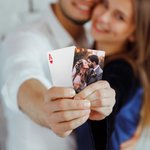 Carte da gioco personalizzate con foto, nome e data - Regalo per anniversari di matrimonio e compleanni per coppie, amici e famiglia