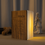 Croce incisa personalizzata Versetto della Bibbia Lampada a LED in legno con nome Decorazione per la casa Regalo di battesimo e compleanno per amici di famiglia Cristiani