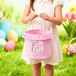 Henkilökohtainen söpö Bunny Flower Initial Plaid pääsiäiskori nimi ja röyhelöt munat metsästys osapuoli pääsiäislahja lapsille