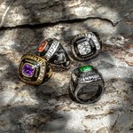 Personalisierter Meisterschaftsring mit Gravuren Symbolen und Edelstein Sport Schmuck Championship Winterspiele Geschenk für Herren Sportler Fans