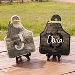 Henkilökohtainen ontto Initial Western Cow Tag puinen työpöydän koriste, jossa nimi ja haltija Home Farmhouse Decor Syntymäpäivälahja Kehystäjille Cow Loversille