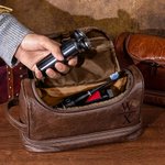 Trousse de Toilette Cuir PU Élégante et Spacieuse Personnalisé avec Monogramme et Nom Cadeau pour Homme