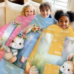 Coperta personalizzata con il nome e l'iniziale dell'uovo del coniglietto di Pasqua, regalo per la festa di Pasqua dei bambini.