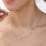 Personalizada Cristiana Cruz Nacimiento Flor Collar Bautizo Cumpleaños Aniversario Día de San Valentín Regalo para Mujeres Cristianas