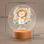 Luce notturna a LED con nome e base in legno a tema forestale personalizzata per animali del bosco, regalo di compleanno per bambino e doccia per bambini.