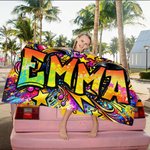 Personalisiertes Street-Art Strandtuch mit Graffiti-Namen | sandabweisend | schnelltrocknend | Badetuch | Sommer Urlaub Geschenk für Familie Freunde