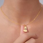Collana personalizzata 1-5 cuori con nome inciso Regalo per la festa della mamma, compleanno e anniversario per la nonna e la sorella