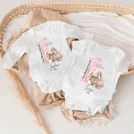 Personlig Some Bunny Loves You 1st Easter Soft Baby Bodysuit Mottakende teppe Swaddle Hat Set med navn Bursdag Baby Shower Gave til nyfødte