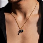 Personalizado Cornicello Lucky Horn Charm Chili Pepper Collar con piedra de nacimiento y la inicial Aniversario Cumpleaños Regalo para mujeres italianas Hombres