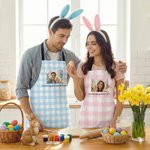 Tablier personnalisé avec texte et poches, imprimé fleurs et lèvres, lapin de Pâques, activités culinaires, cadeau de Pâques pour la famille, amoureux de la cuisine.