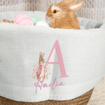 Personalisierte Osterkorb-Liner mit niedlichem Peter Hasen Namen und Initiale Eierjagd Ostern Party Geschenk für Kinder