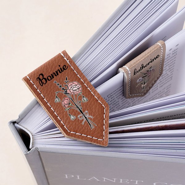 Marque-page magnétique en cuir PU personnalisé avec fleur de naissance et nom - Cadeau anniversaire pour amoureux des livres