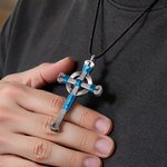 Personalizada herradura de uñas Celtic Cross collar con la inicial Industrial religioso colgante de la fe de la vendimia de regalo para los hombres marido