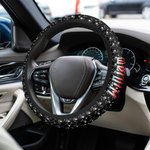 Personalisierte Punk Heavy Metal Style Anti-Rutsch-Auto-Lenkrad-Abdeckung mit Namen lange Reise Wünsche Geburtstag Geschenk für Familie Freund Punk-Enthusiasten