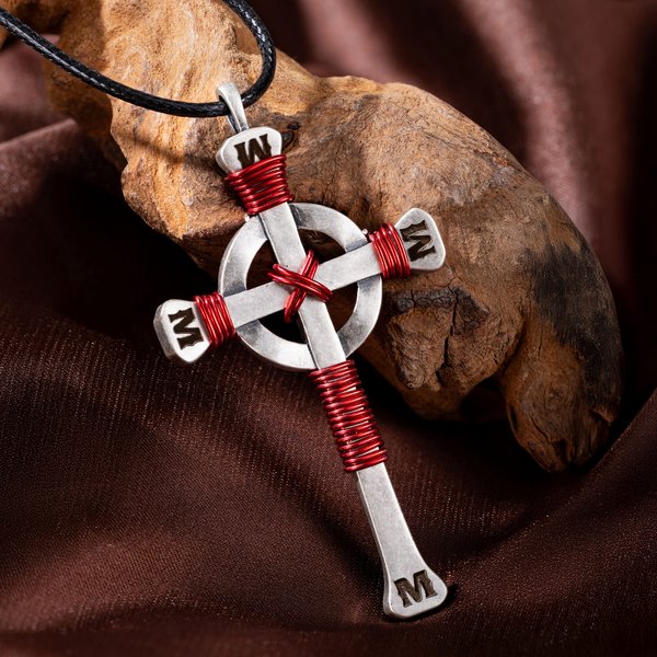 Personalizada herradura de uñas Celtic Cross collar con la inicial Industrial religioso colgante de la fe de la vendimia de regalo para los hombres marido