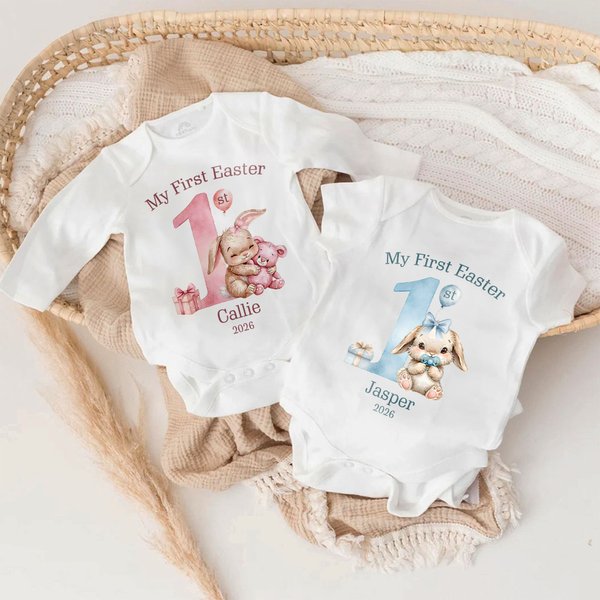 Personalizzato Cute Bunny Baby Bodysuit Hat Swaddle Blanket Set con nome e anno Primo regalo di Pasqua per i bambini neonati