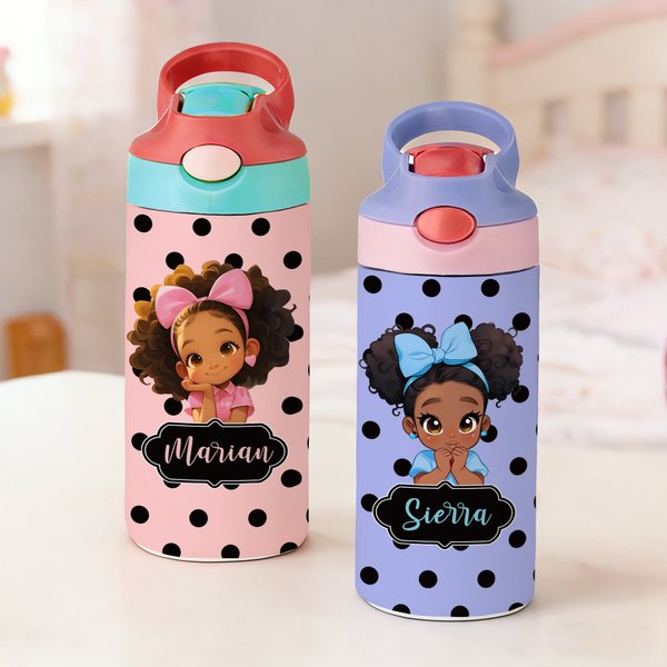 Personalisierte Polka Dot niedlichen Cartoon schwarzes Mädchen Name 12 oz 16 oz Wasserflasche mit Stroh und Griff zurück zu Schule Geburtstag Geschenk für Mädchen