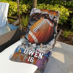 Toalla de playa personalizada de baloncesto, béisbol, crack y secado rápido con nombre y número Accesorios de playa Regalo de cumpleaños para los amantes del deporte