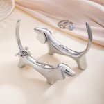 Porte-bagues en métal avec nom gravé Cadeau de mariage, d'anniversaire et de fête pour les femmes qui aiment les teckels.