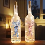 Gepersonaliseerde Toile-de-Jouy-stijl LED-fleslamp met Boom en Namen Zachte Verlichting Valentijnsdag Huwelijksjubileumcadeau voor Koppels