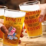 Personalised Hugging Couple Lucky Bastard 16oz Glass Whisky Beer Mug with Names and Year Birthday Valentine's Day Anniversary Gift for Couple