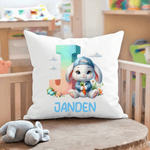 Spersonalizowana poszewka na poduszkę z imieniem i inicjałem Cute Bunny Cloud Home Decor Easter Party Gift for Kids