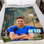 Personalisierte Multicolor Fußballfeld Hintergrund weiche Decke mit Namen und Nummer Home Decor Senior Night Geschenk für Ball Sportliebhaber werfen