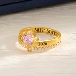 Gepersonaliseerde kroon zirkoon geboortesteen ring met gegraveerde naam jaar en tekst sierlijke sieraden verjaardag afstuderen Gift voor vrouwen afgestudeerden