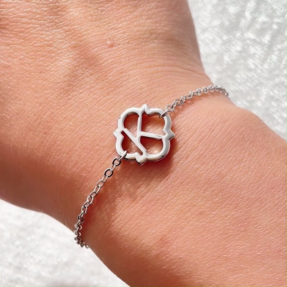 Personalized Lucky Clover Initial Bracelet Dainty Jewelry Birthday Anniversary Valentine's Day Mother's Day Gift for Girls Women 3