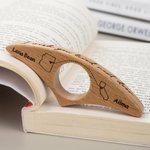 Personalized US State Thumb Book Page Holder with Engraved Name Reading Corner Birthday Gift for Long Distance Friends Siblings Family