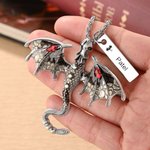 Personalizada Fantasía Dragón Rhinestone Collar Colgante con Nombre Misteriosa joyería Regalo de cumpleaños para los amantes del dragón amigo
