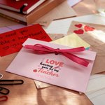 Personalised Pink Heart Apple Coffee Gift Card Holder with Name Valentine's Day Teacher's Day Appreciation Gift for Teachers