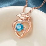 Collana personalizzata di pietre di nascita del cappello di laurea con nome Gioielli raffinati Regalo commemorativo della stagione di laurea per i laureati