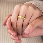 Spersonalizowany srebrny pierścionek z podwójnym kamieniem narodzin z tekstem Drobna biżuteria Walentynkowy prezent urodzinowy dla mamy i żony
