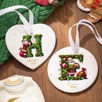 Ornement de Noël personnalisé en céramique en forme de coeur avec nom et année Cadeau de Noël pour la famille et les amis