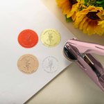 Henkilökohtainen Syntymä Kukkakimppu Embossing leima nimi Kädessä pidetty Embosser Ystävänpäivä Vuosipäivä lahja kirjan ystäville pariskunnille