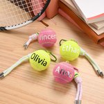 Gepersonaliseerde Tennisbal Sleutelhanger met Naam Tashanger Kerst Verjaardag Teamcadeau voor Coach Tennisliefhebbers en Teamgenoten