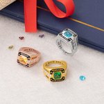 Gepersonaliseerde High School College Klasse Ring met geboortesteen en gegraveerde tekst Afstuderen Verjaardag Gift voor afgestudeerden