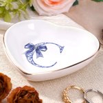 Cadeau d'anniversaire pour les filles et les femmes avec un bol bleu personnalisé Toile de Jouy Initial en céramique