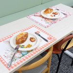 Personalisiertes Oster-Tischset inklusive Tischläufer und Platzsets mit Aquarell Osterhasen Namen und Wunschtext Tischdeko Ostern Geschenk für Familie