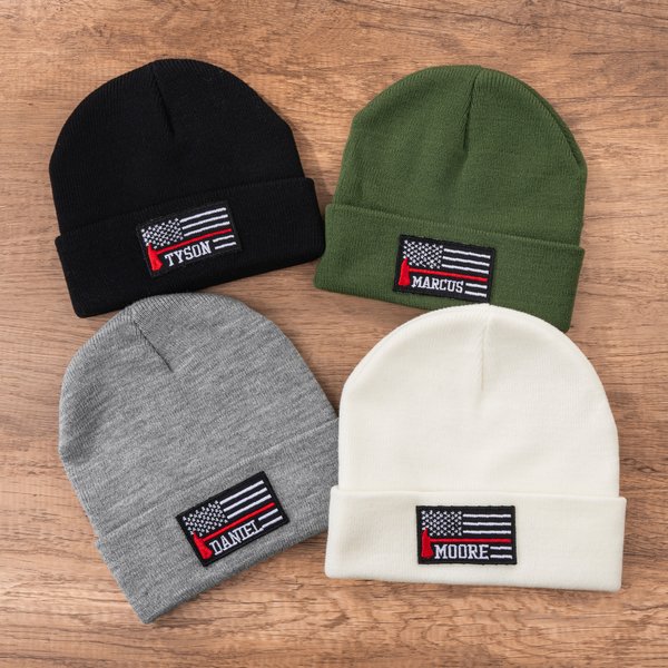 Gepersonaliseerde geborduurde Amerikaanse Vlag Red Line Zachte Beanie met Naam Dagelijks Dragen Verjaardagsgeschenk voor Brandweerlieden Vrijwilligers Brandweerkorpsen